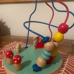 Wood bead maze toy